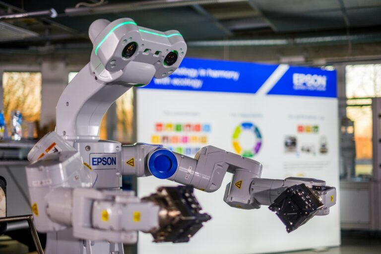 Annunciati i vincitori della prima edizione dell’Epson Europe Win-A-Robot 2019