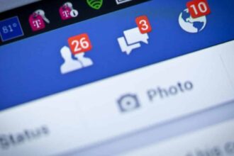 Come cancellare le ricerche fatte su Facebook