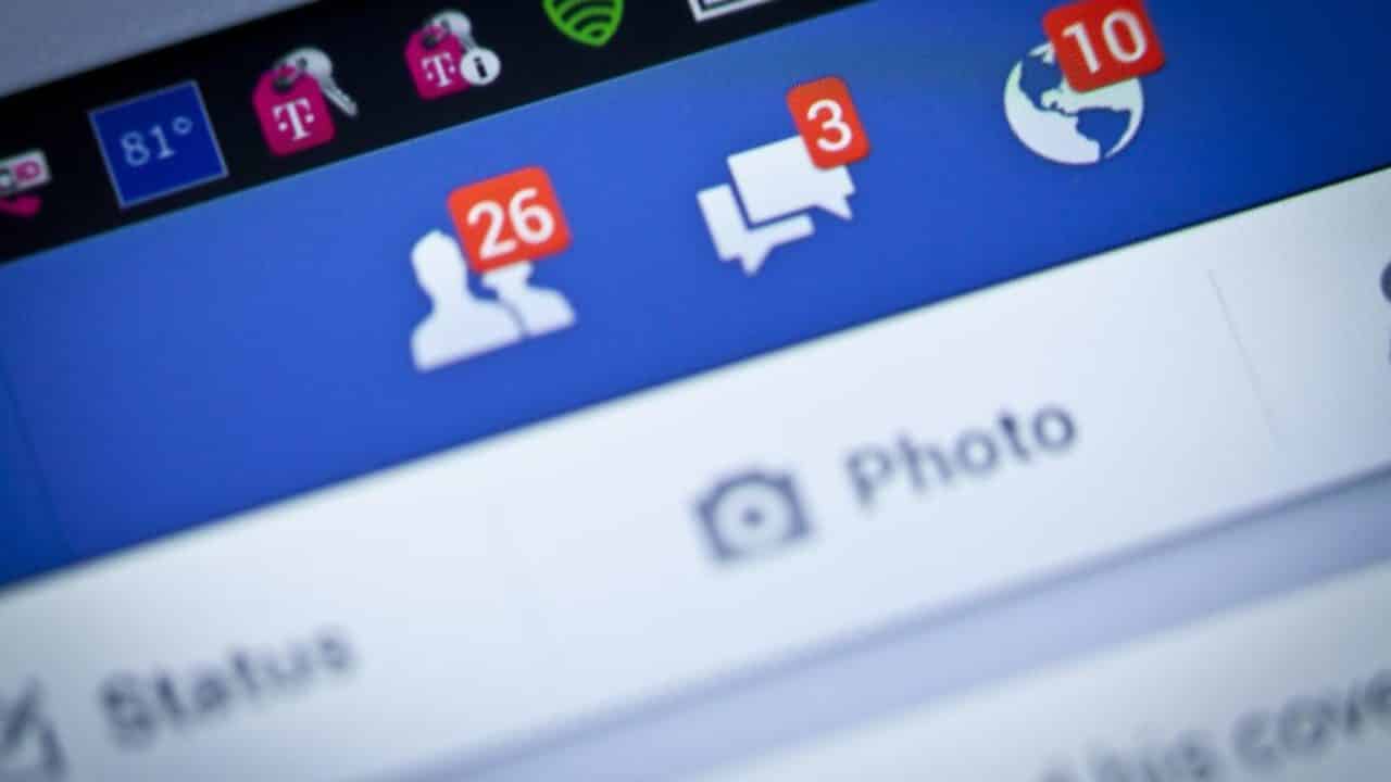 Come cancellare le ricerche fatte su Facebook