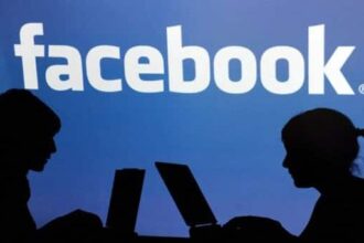 Come scaricare i propri dati da Facebook sullo smartphone